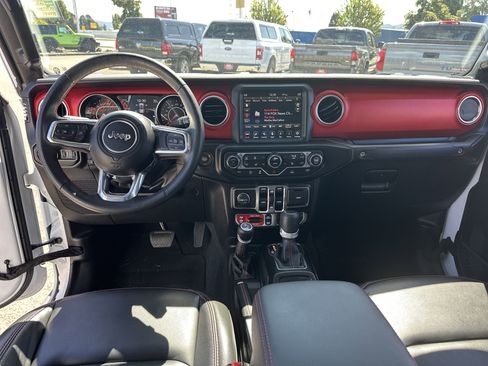 Used 2022 Jeep Gladiator Rubicon w/ LED Lighting Group image 11