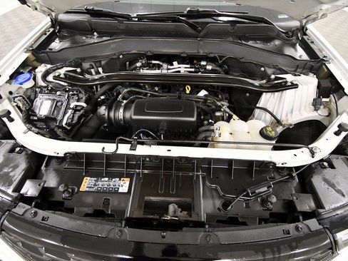 Used 2022 Ford Explorer ST-Line w/ Class IV Trailer Tow Package image 12