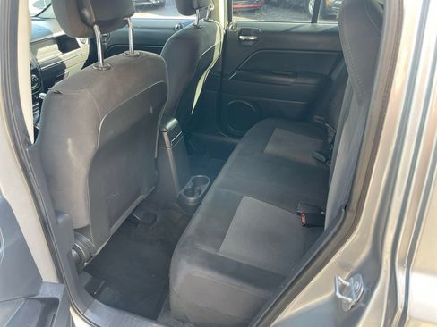 Used 2014 Jeep Patriot Latitude image 25