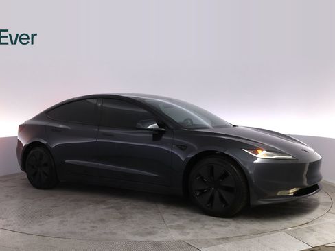 Used 2025 Tesla Model 3 Long Range RWD image 14