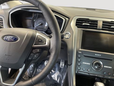 Used 2016 Ford Fusion Titanium AWD/4WD image 20