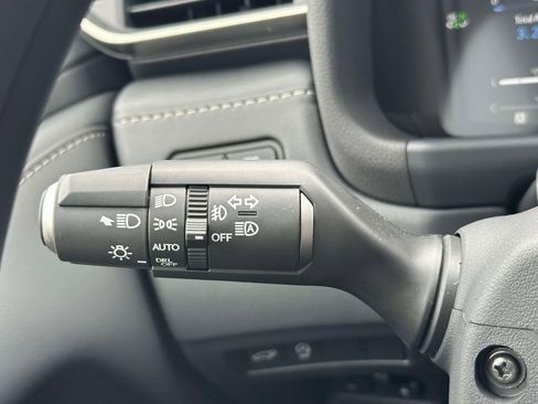 New 2026 Lexus LX 600 4WD w/ Luxury Package image 27