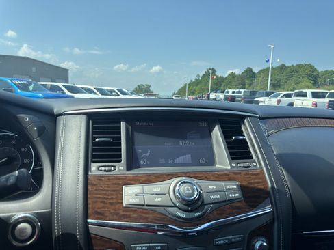 Used 2017 Nissan Armada Platinum w/ Captain Seat Package AWD/4WD image 15