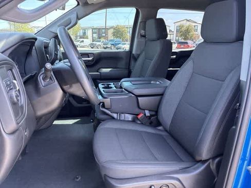 Used 2026 Chevrolet Silverado 1500 Custom w/ LPO, Dark Essentials Package image 17