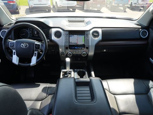 Used 2018 Toyota Tundra Limited AWD/4WD image 24