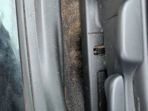 Used 2024 Chevrolet Trax LS w/ LPO, Blackout Package image 7