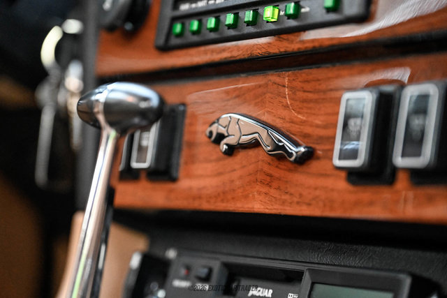 Used 1987 Jaguar XJ6 RWD image 38