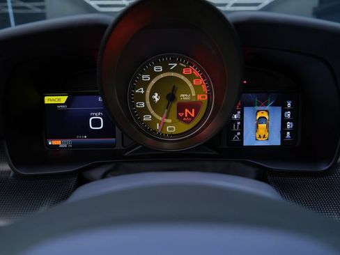 Used 2021 Ferrari F8 Tributo RWD image 65