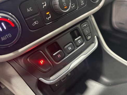 Used 2020 GMC Terrain SLT w/ Preferred Package image 15