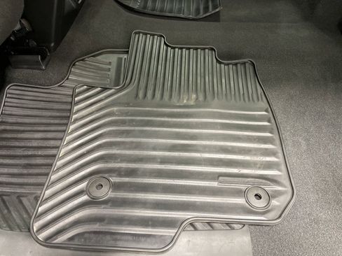 Used 2022 Chevrolet Silverado 1500 Custom image 19