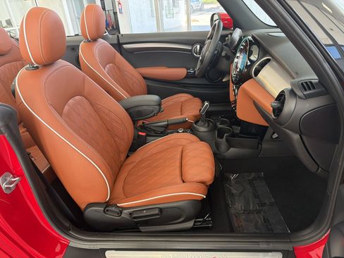 Used 2024 MINI Cooper S w/ Signature Upholstery Package FWD image 24