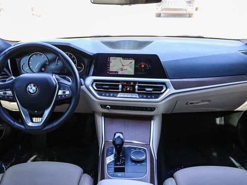 Used 2020 BMW 330i xDrive Sedan w/ Convenience Package AWD/4WD image 15