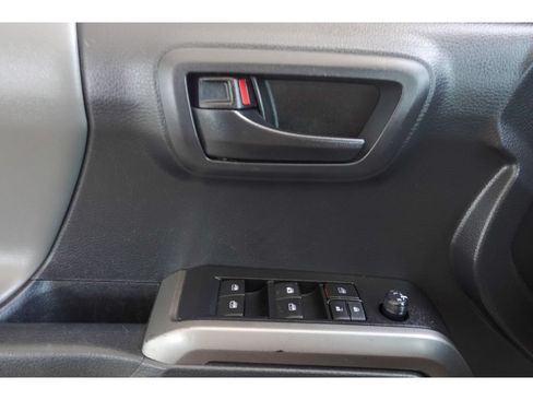 Certified 2022 Toyota Tacoma SR5 w/ Technology Package AWD/4WD image 12