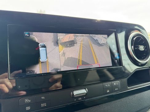 Used 2019 Mercedes-Benz Sprinter 2500 image 22