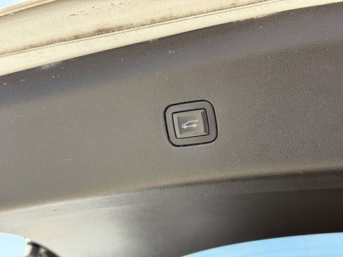 Used 2018 Buick Enclave Avenir w/ Avenir Technology Package image 29