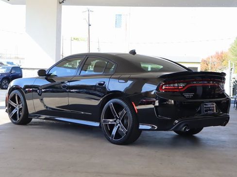 Used 2020 Dodge Charger GT image 3