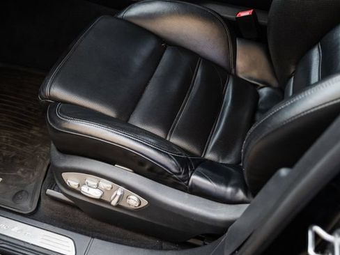 Used 2012 Porsche Cayenne Turbo AWD/4WD image 50