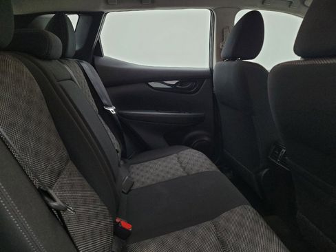 Used 2019 Nissan Rogue Sport SV w/ All-Weather Package image 19