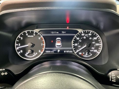 Used 2023 Nissan Rogue S AWD/4WD image 25