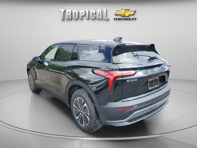 New 2025 Chevrolet Blazer EV LT FWD image 3