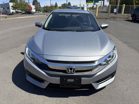 Used 2017 Honda Civic EX image 5