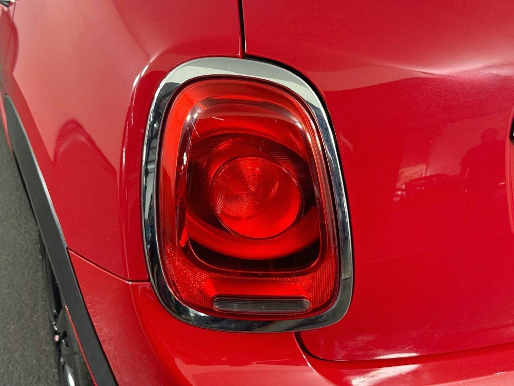Used 2018 MINI Cooper S FWD image 35