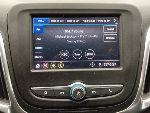 Used 2020 Chevrolet Equinox LT image 25