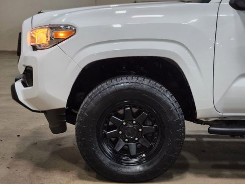 Used 2023 Toyota Tacoma SR image 5
