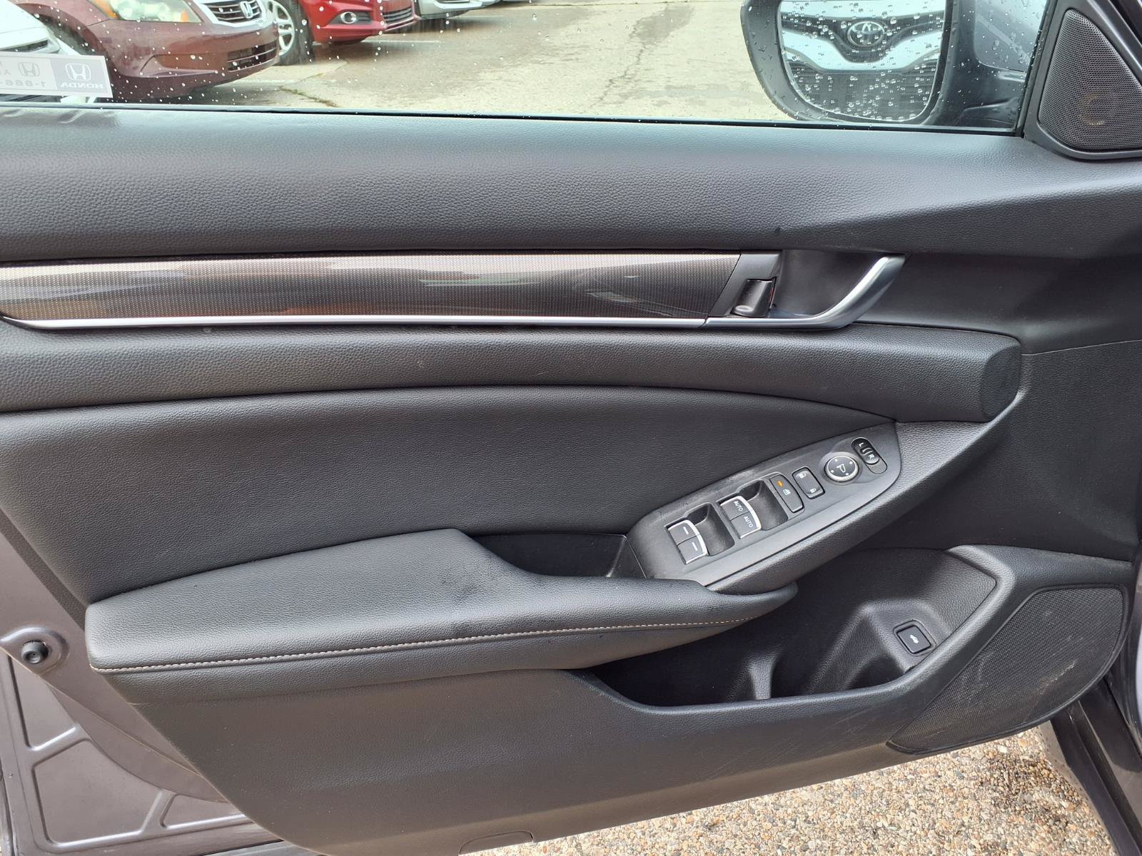 Used 2020 Honda Accord Sport image 12