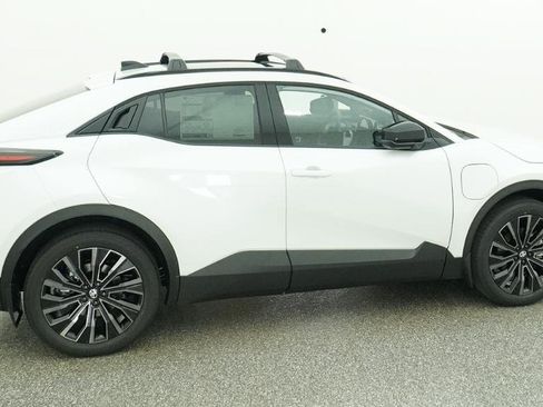 New 2026 Toyota C-HR AWD/4WD image 27