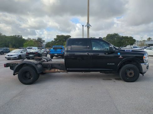 Used 2023 RAM 3500 SLT w/ Quick Order Package 2YG SLT AWD/4WD image 5