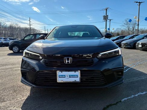Used 2022 Honda Civic Sport image 2