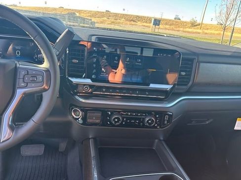 New 2025 Chevrolet Silverado 3500 High Country w/ Technology Package image 18