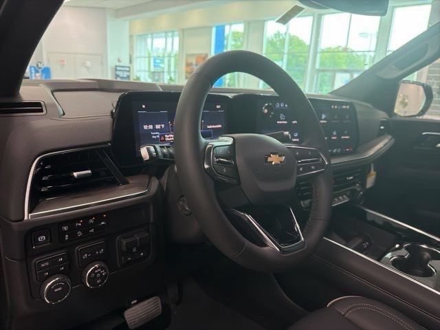 New 2026 Chevrolet Tahoe Premier w/ Sun And Tow Package AWD/4WD image 16
