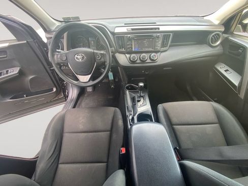 Used 2018 Toyota RAV4 LE w/ All Weather Liner Package AWD/4WD image 10