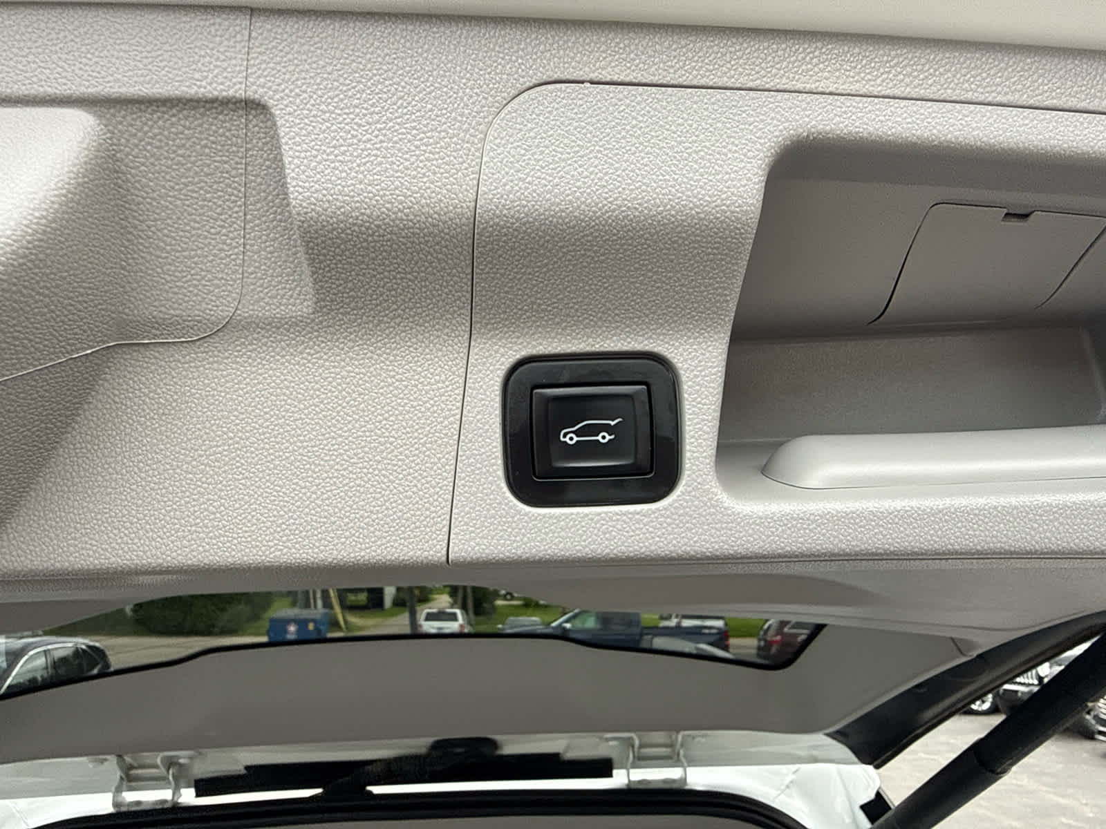 Used 2019 GMC Acadia SLT AWD/4WD image 18