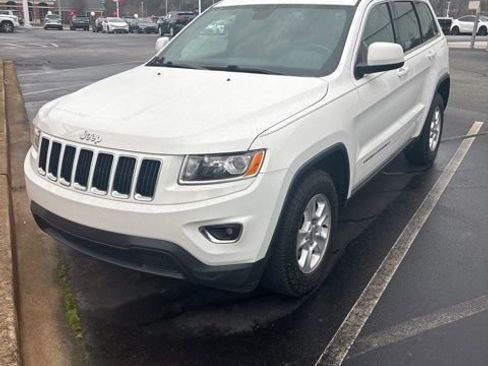 Used 2016 Jeep Grand Cherokee Laredo w/ Quick Order Package 23E image 1
