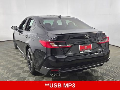 Used 2026 Toyota Camry SE image 6