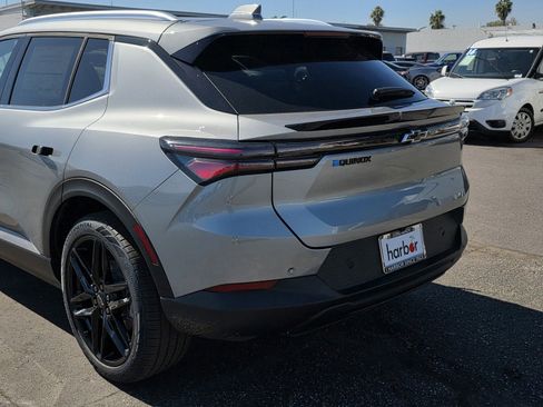 New 2026 Chevrolet Equinox EV LT w/ LPO, Blackout Package image 11