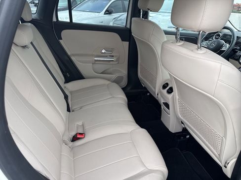 Used 2023 Mercedes-Benz GLA 250 image 7