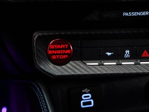 Used 2025 Ford Mustang Dark Horse RWD image 25