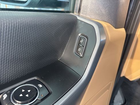 Used 2023 Ford F150 XLT image 17