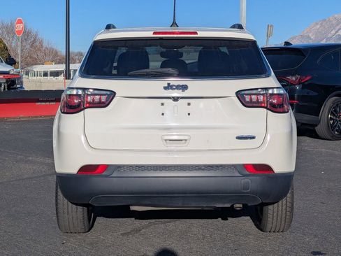 Used 2020 Jeep Compass Latitude image 6