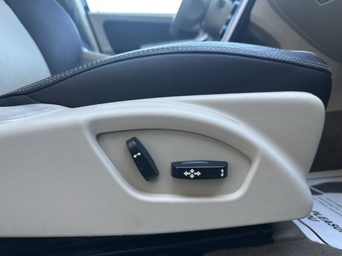 Used 2013 Volvo XC60 3.2 image 38