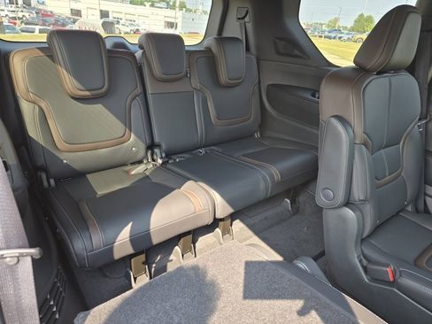 New 2025 Nissan Armada SL w/ Captain's Chari Seat Package image 13