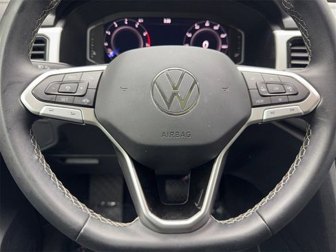 Used 2023 Volkswagen Atlas SE w/ Panoramic Sunroof Package image 61