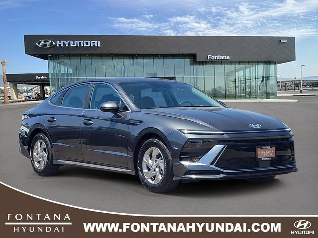New 2026 Hyundai Sonata SE FWD image 1