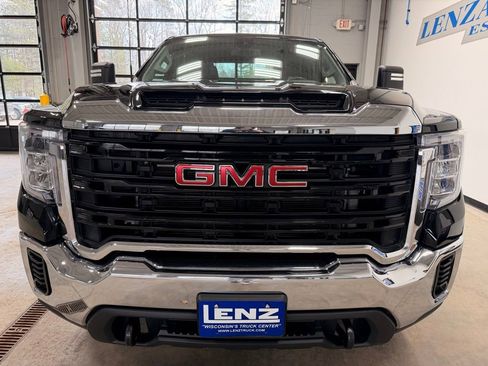 Used 2022 GMC Sierra 2500 Pro w/ Convenience Package image 3
