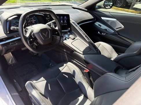 Used 2023 Chevrolet Corvette Stingray Preferred Cpe w/ Z51 Performance Package RWD image 18