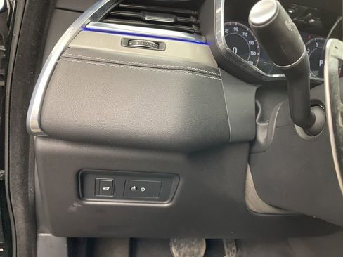 Used 2024 Jaguar F-PACE R-Dynamic S image 7